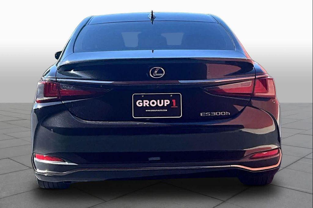used 2023 Lexus ES 300h car, priced at $38,880