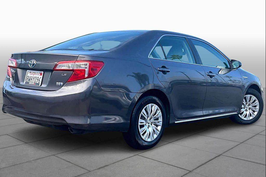 used 2014 Toyota Camry Hybrid car, priced at $11,800