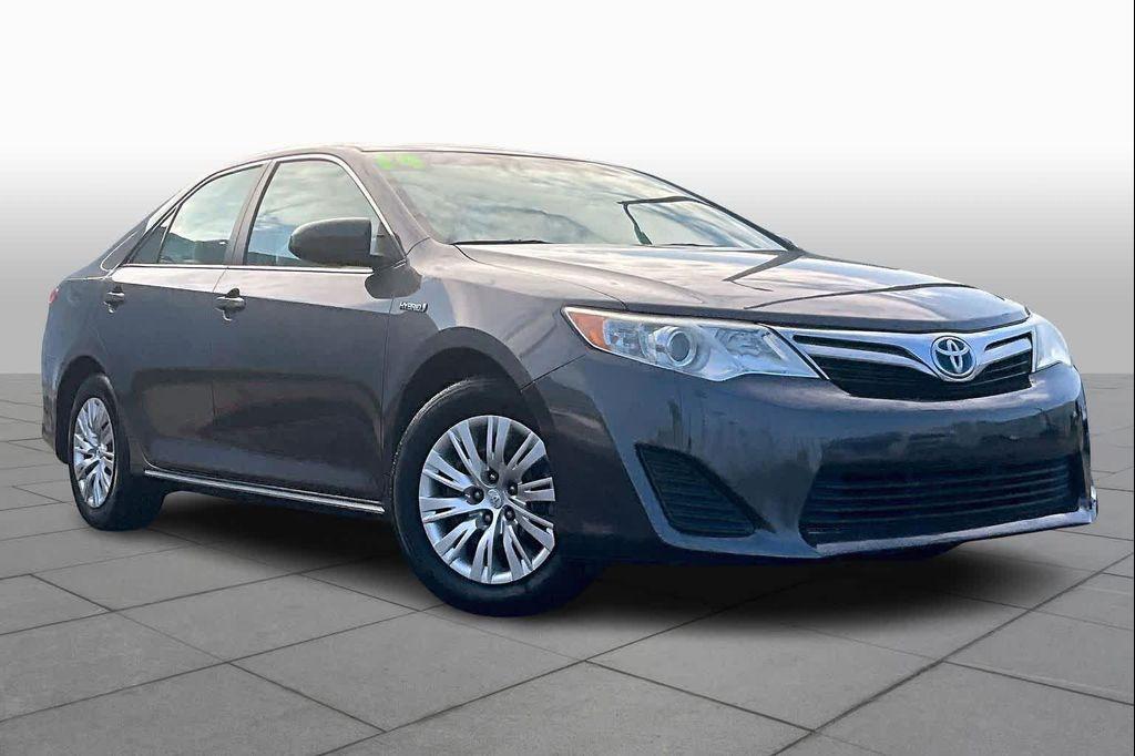 used 2014 Toyota Camry Hybrid car, priced at $11,800