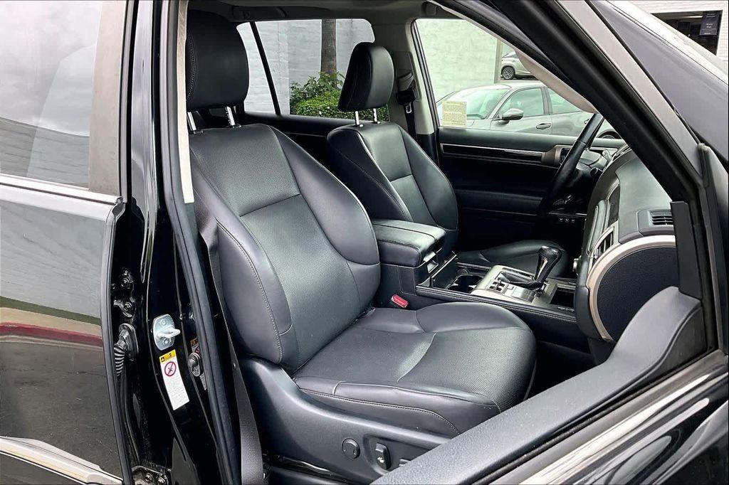 used 2017 Lexus GX 460 car, priced at $34,353