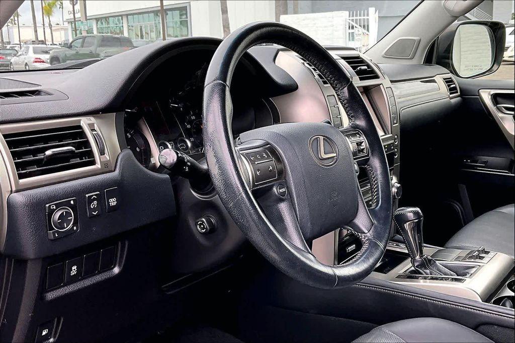 used 2017 Lexus GX 460 car, priced at $34,353