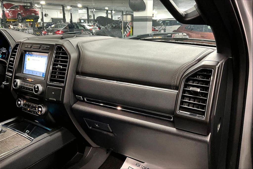 used 2018 Ford Expedition car, priced at $22,674