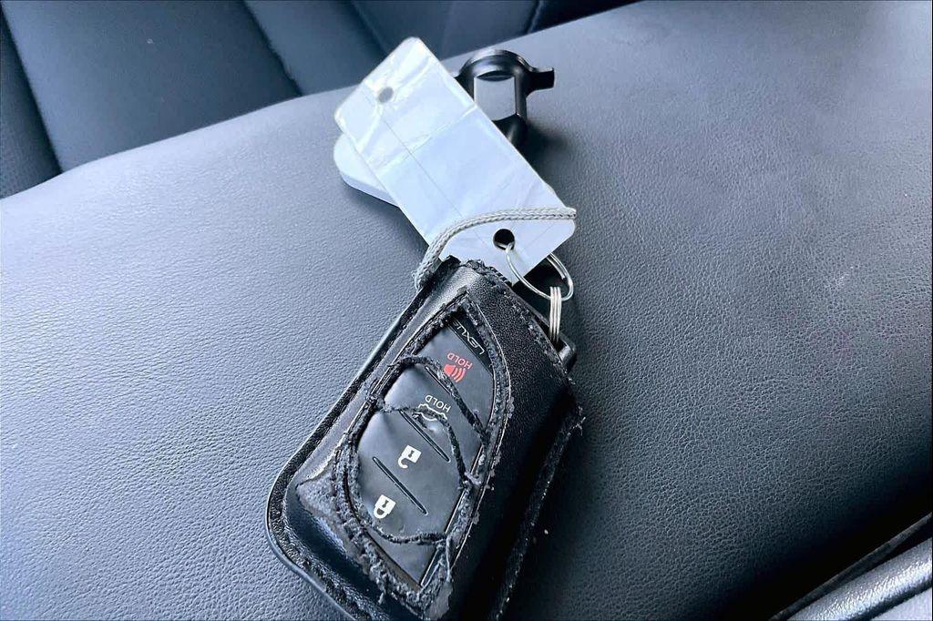 used 2022 Lexus ES 300h car, priced at $34,995