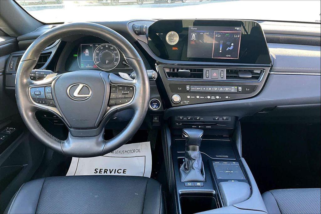used 2022 Lexus ES 300h car, priced at $34,995