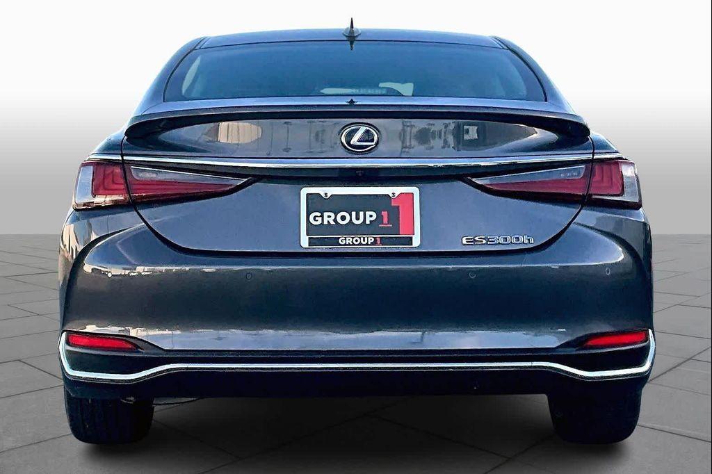 used 2022 Lexus ES 300h car, priced at $34,995