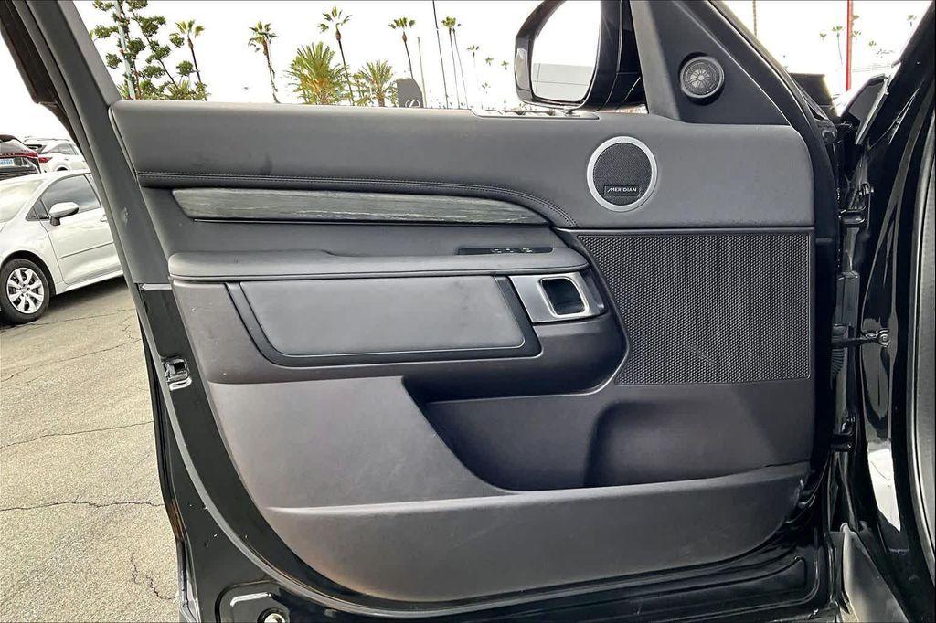 used 2017 Land Rover Discovery car, priced at $17,872