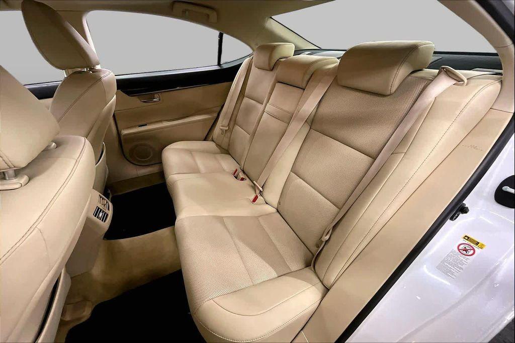 used 2015 Lexus ES 350 car, priced at $23,080