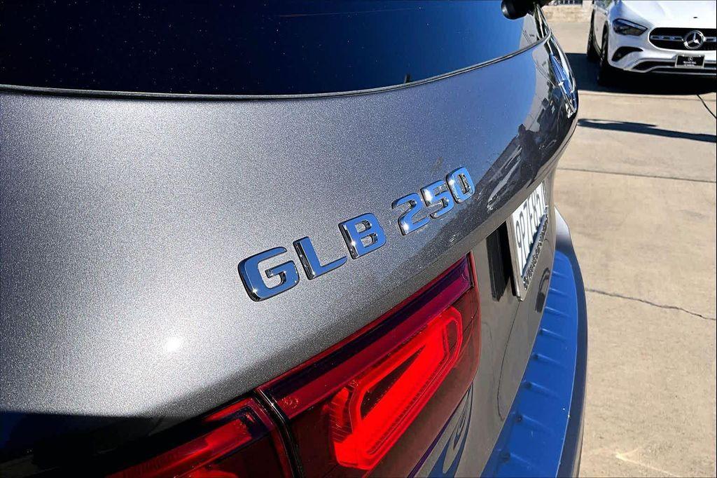 used 2022 Mercedes-Benz GLB 250 car, priced at $24,710