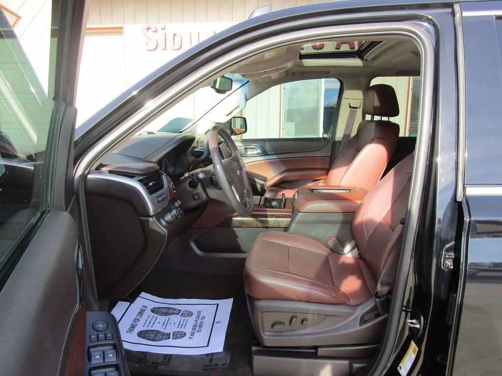 used 2017 Chevrolet Suburban car, priced at $29,990