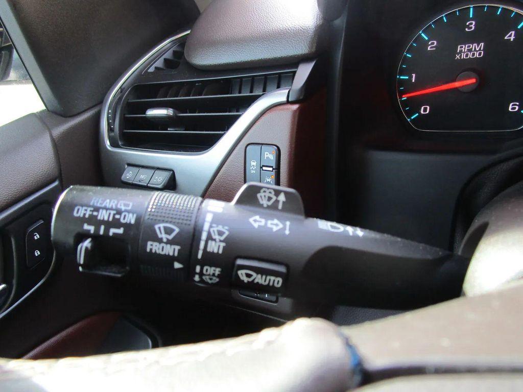 used 2017 Chevrolet Suburban car, priced at $29,990