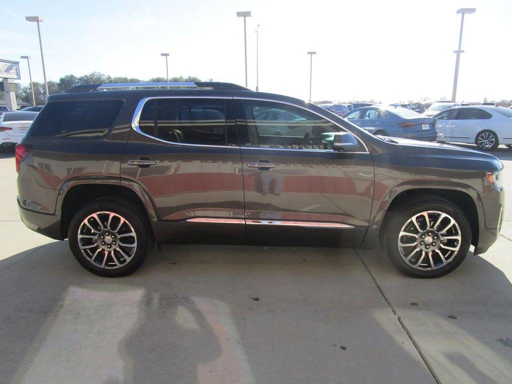 used 2020 GMC Acadia car, priced at $27,990