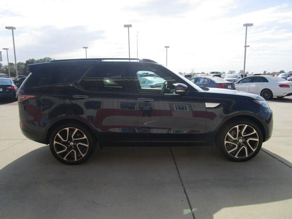 used 2019 Land Rover Discovery car, priced at $26,990