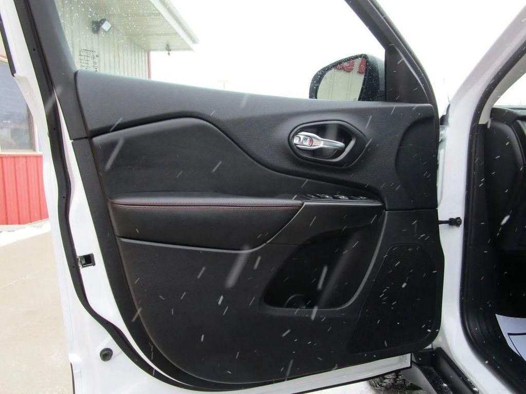 used 2020 Jeep Cherokee car, priced at $21,990