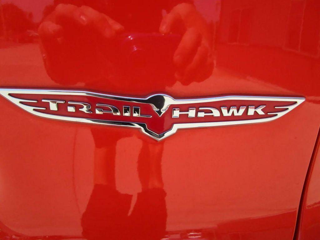 used 2021 Jeep Cherokee car, priced at $26,999