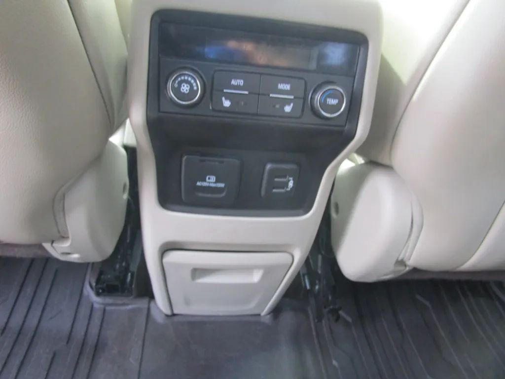 used 2019 GMC Acadia car, priced at $19,999