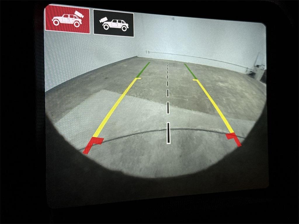 used 2021 Jeep Wrangler Unlimited car, priced at $35,205