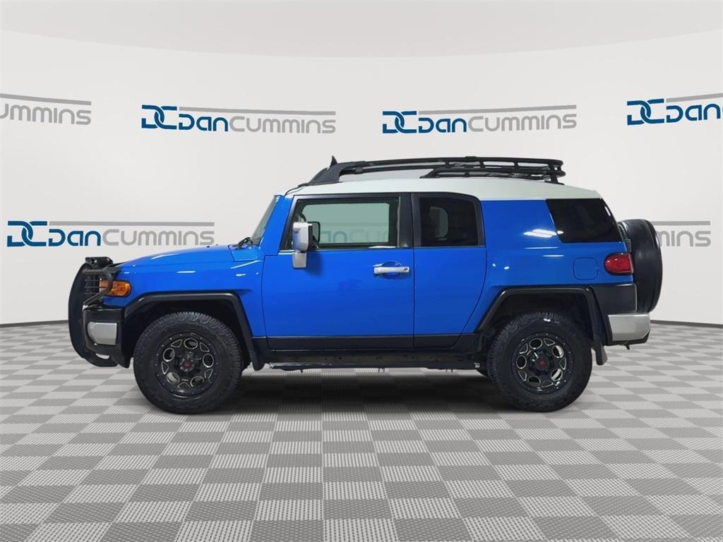 used 2008 Toyota FJ Cruiser car, priced at $5,300