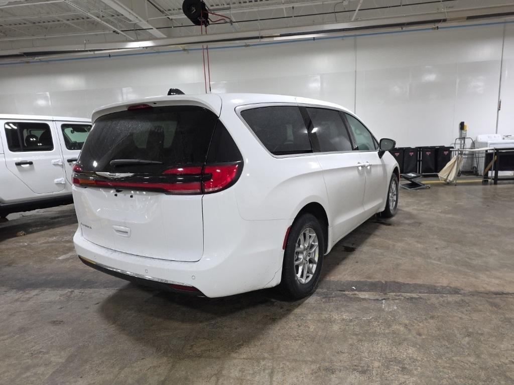 new 2026 Chrysler Pacifica car, priced at $38,798