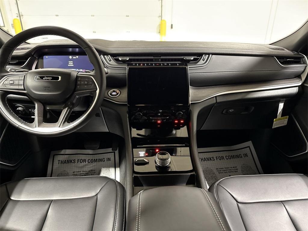 new 2025 Jeep Grand Cherokee L car, priced at $42,732