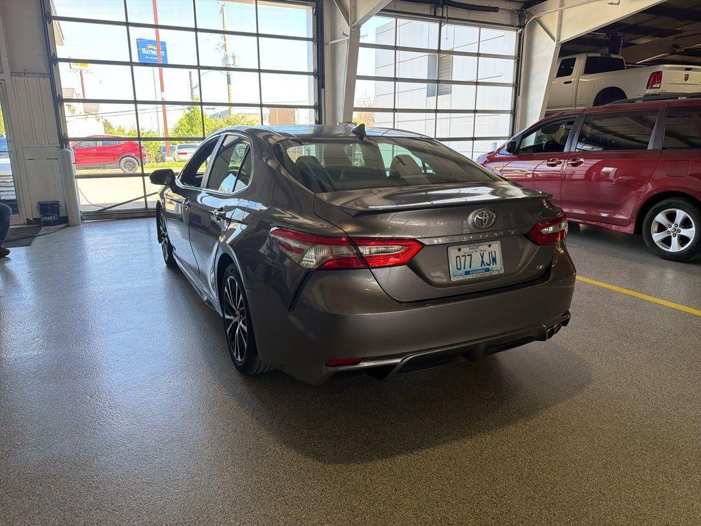 used 2018 Toyota Camry car