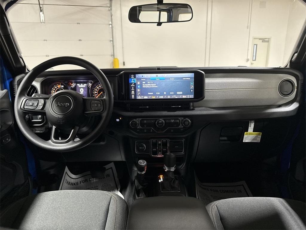 new 2026 Jeep Wrangler car, priced at $38,462