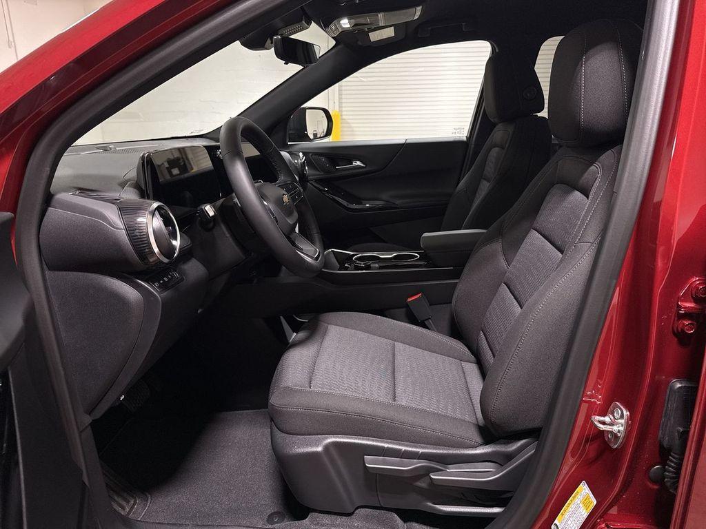 new 2026 Chevrolet Equinox car, priced at $29,873