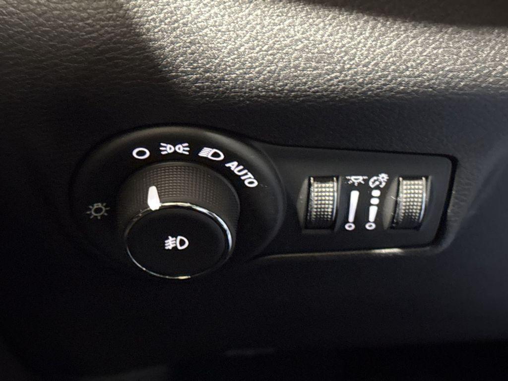 new 2026 Jeep Compass car, priced at $25,738