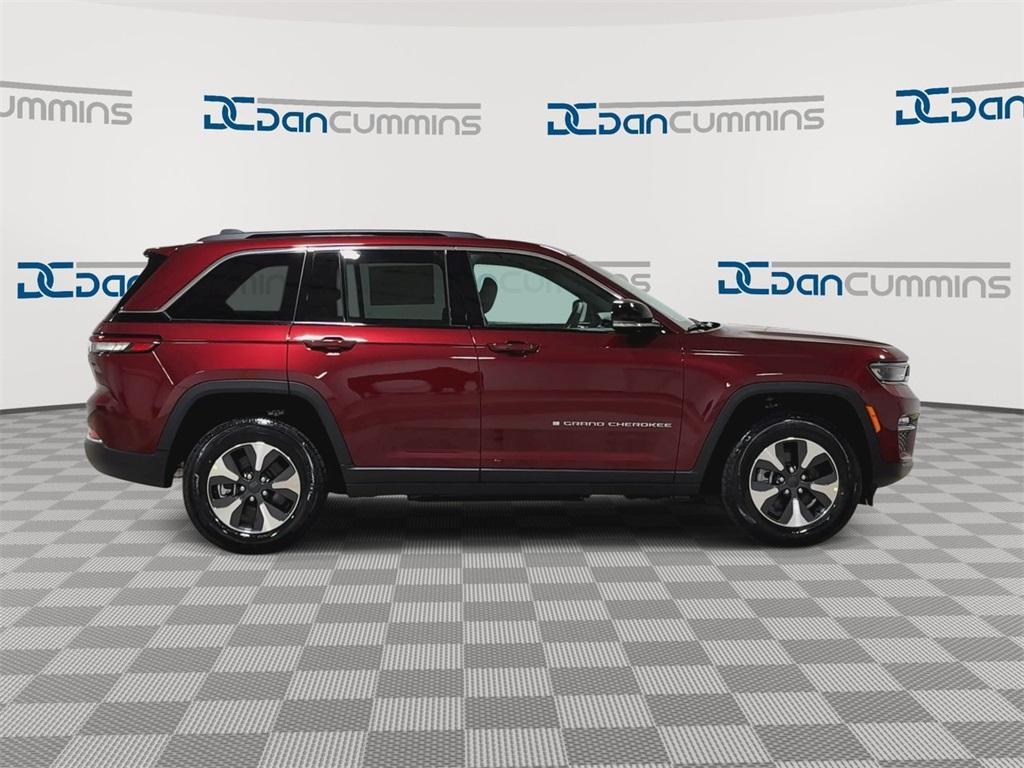 new 2025 Jeep Grand Cherokee 4xe car, priced at $54,612