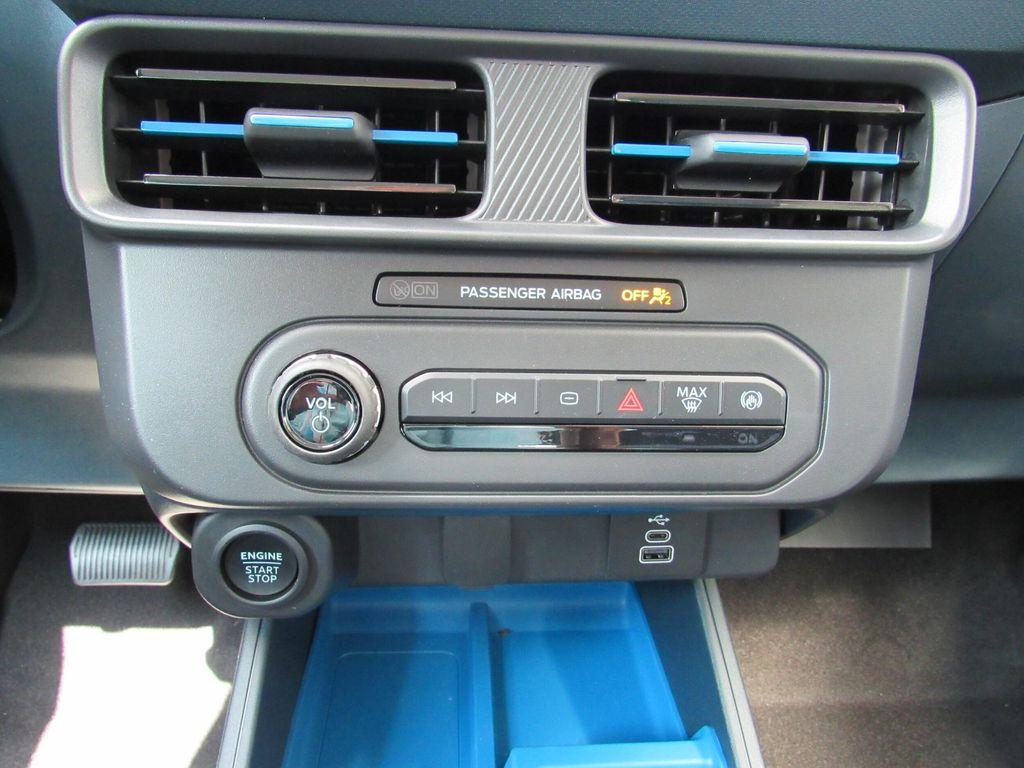 new 2025 Ford Maverick car, priced at $34,618