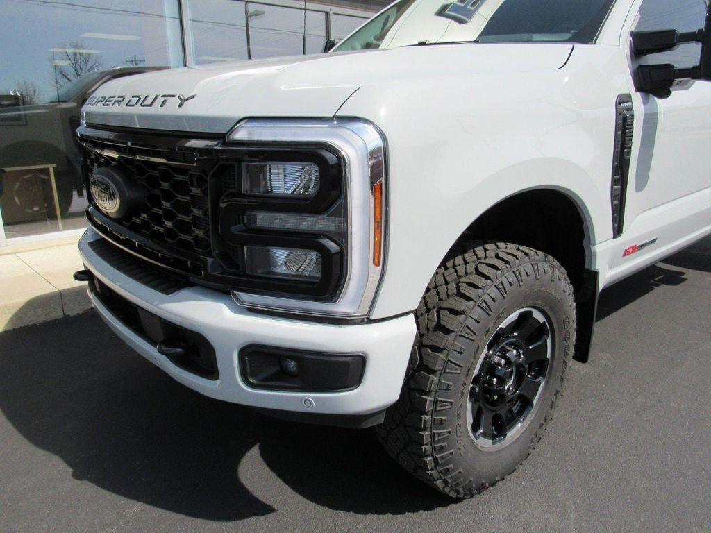 new 2025 Ford F-250 car, priced at $93,109