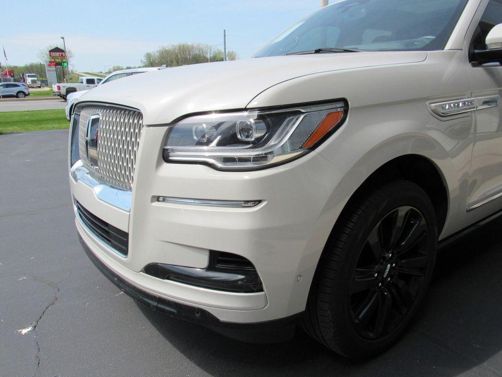 used 2024 Lincoln Navigator car, priced at $74,094