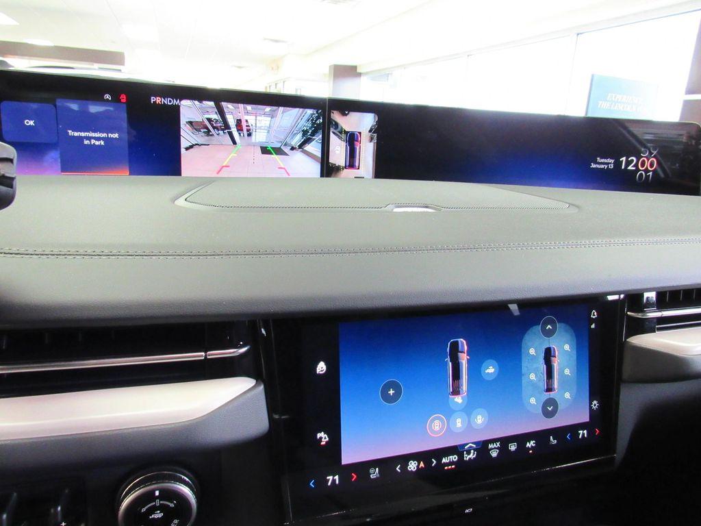 new 2026 Lincoln Navigator car, priced at $112,585