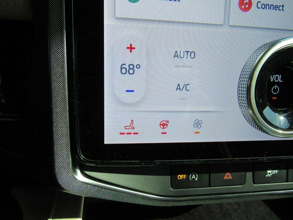 used 2023 Ford Expedition car, priced at $67,895