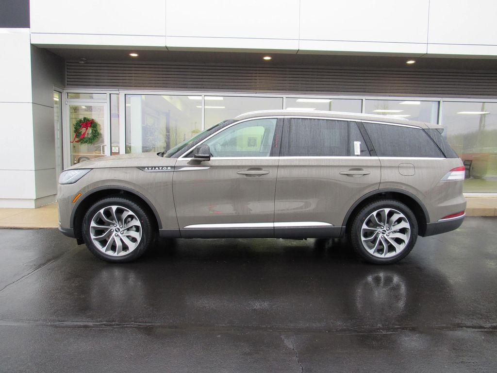 new 2026 Lincoln Aviator car, priced at $69,045