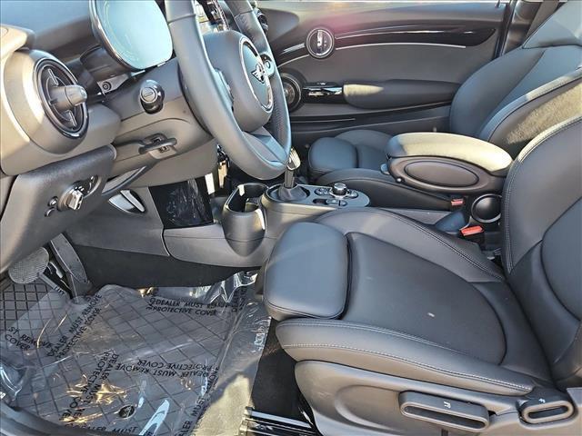 used 2024 MINI Hardtop car, priced at $23,110