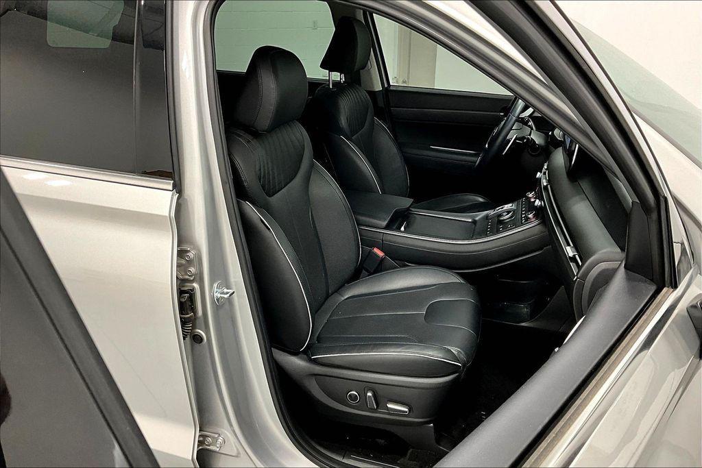 used 2024 Hyundai Palisade car, priced at $38,000