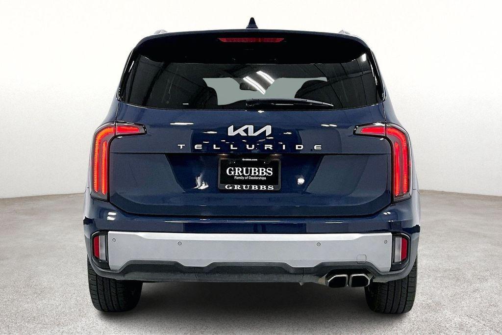 used 2024 Kia Telluride car, priced at $34,000