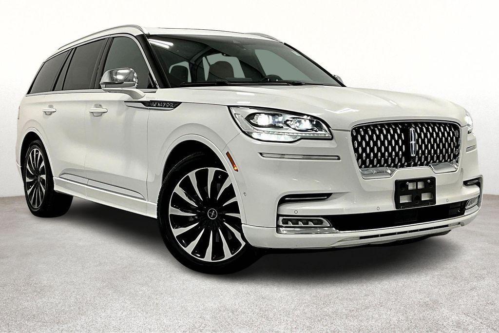 used 2020 Lincoln Aviator car, priced at $28,000