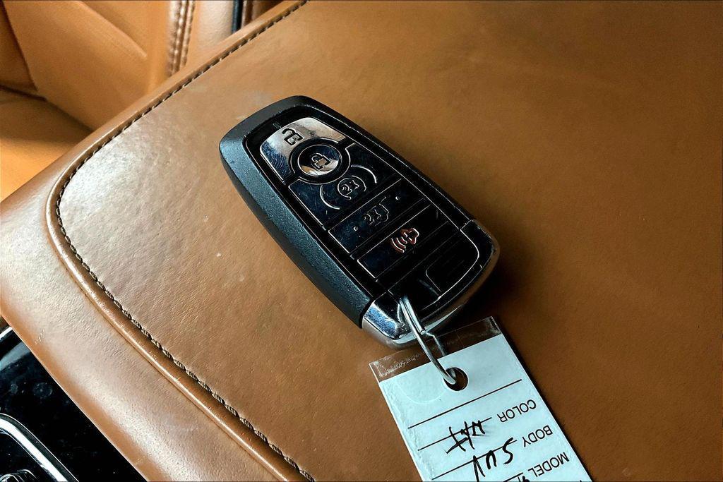 used 2020 Lincoln Aviator car, priced at $28,000