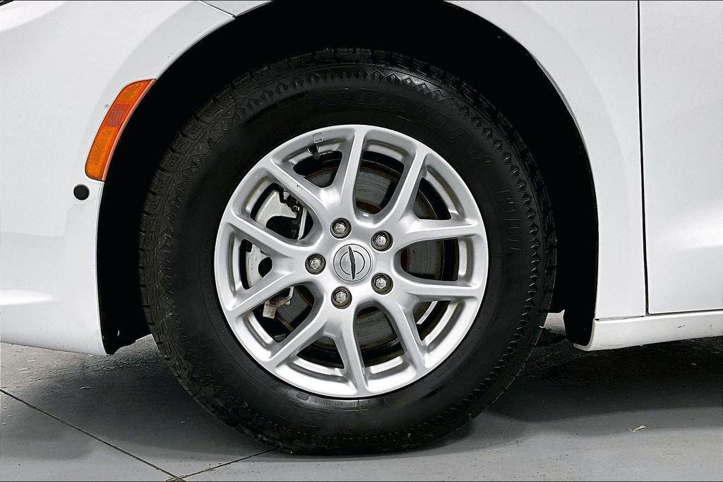 used 2023 Chrysler Pacifica car, priced at $26,900