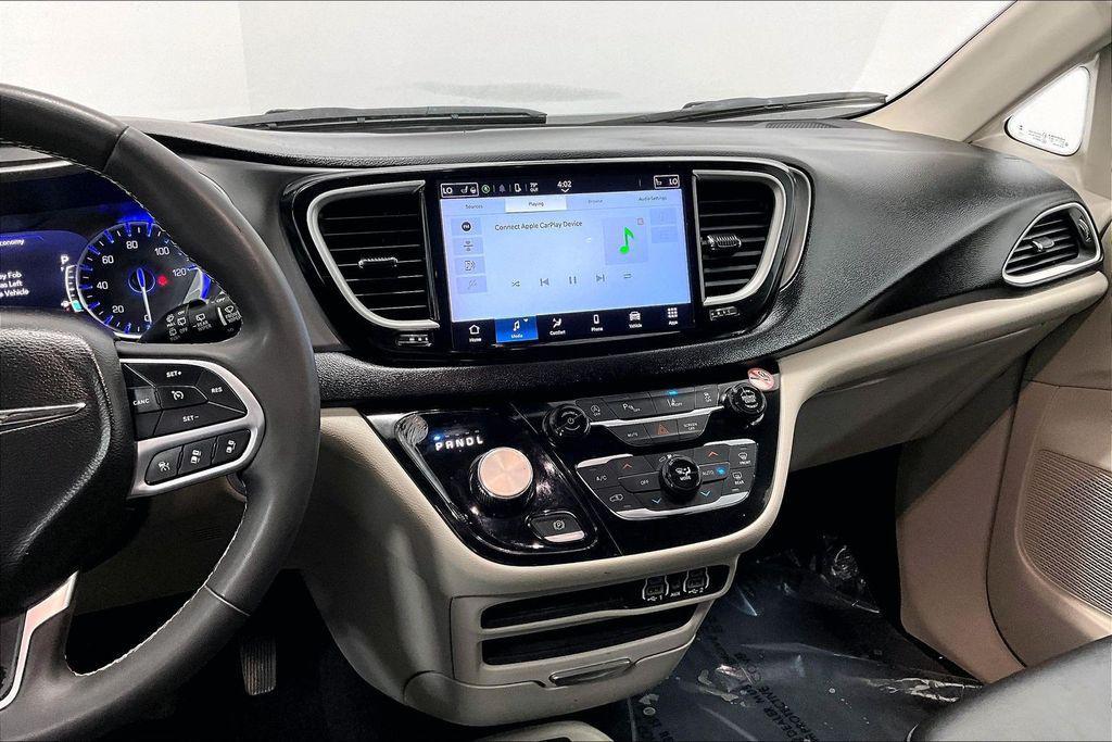 used 2023 Chrysler Pacifica car, priced at $26,900
