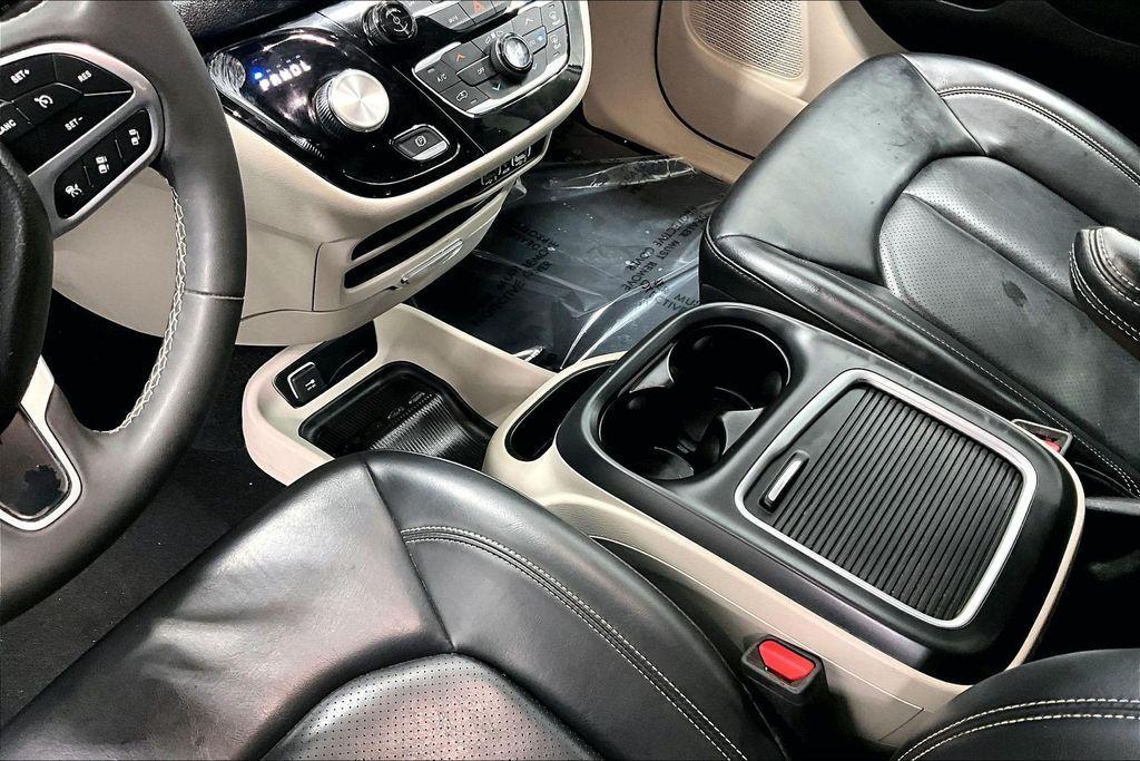 used 2023 Chrysler Pacifica car, priced at $26,900