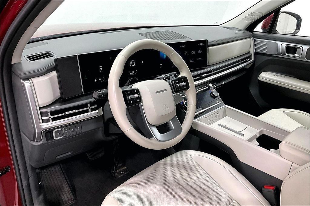 used 2025 Hyundai Santa Fe car, priced at $31,784