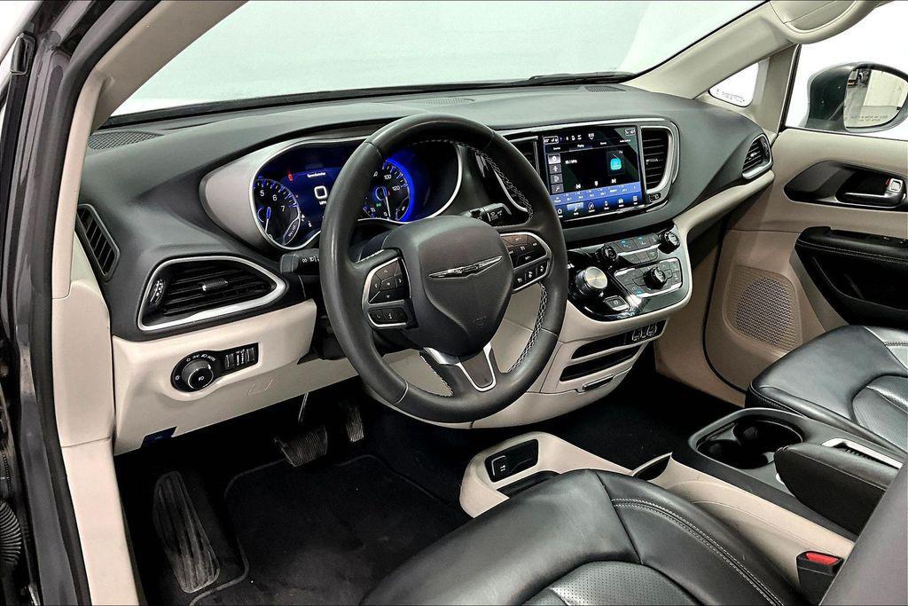 used 2023 Chrysler Pacifica car, priced at $24,900