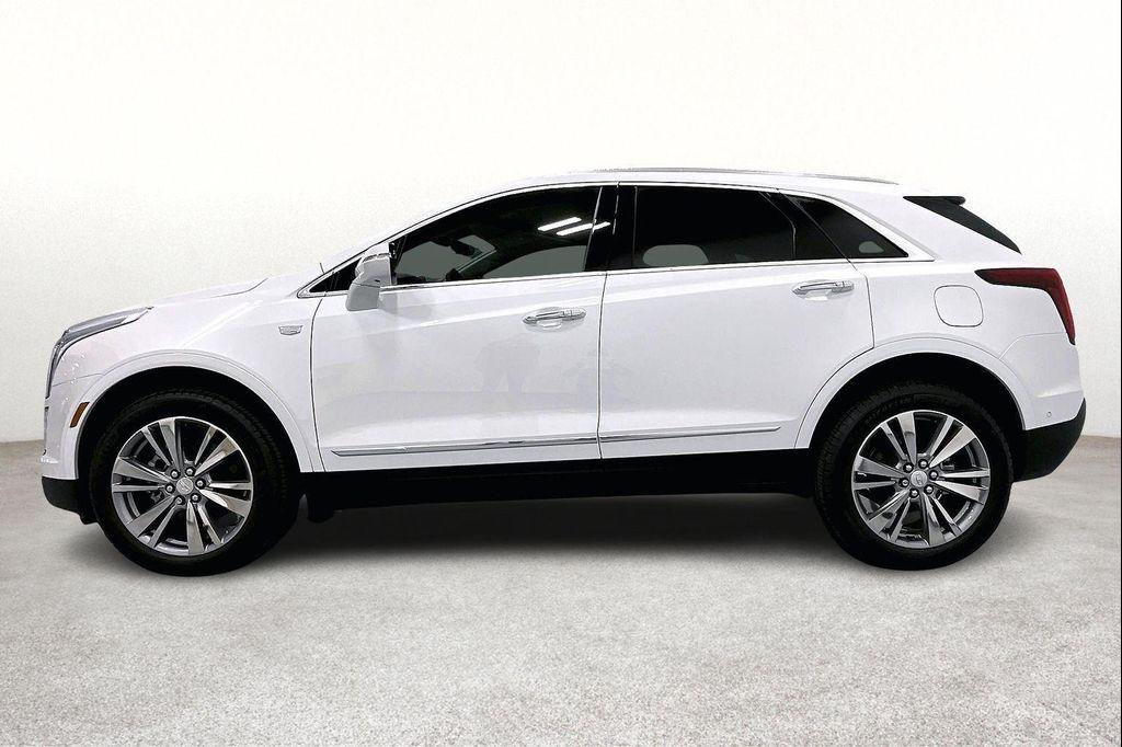 new 2026 Cadillac XT5 car, priced at $56,045
