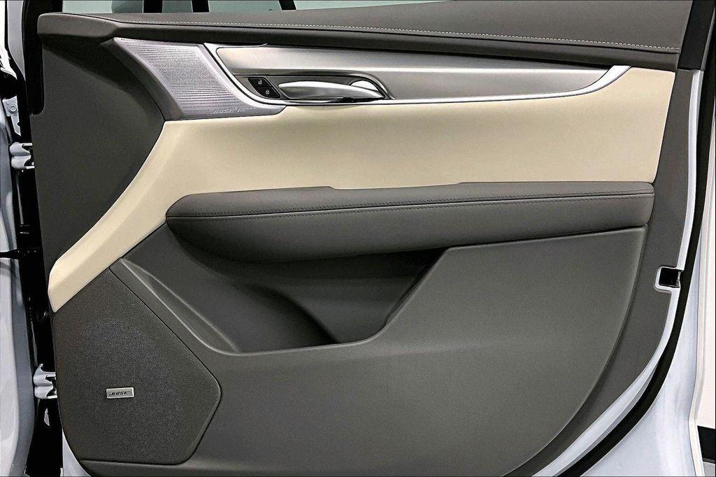 new 2026 Cadillac XT5 car, priced at $56,045