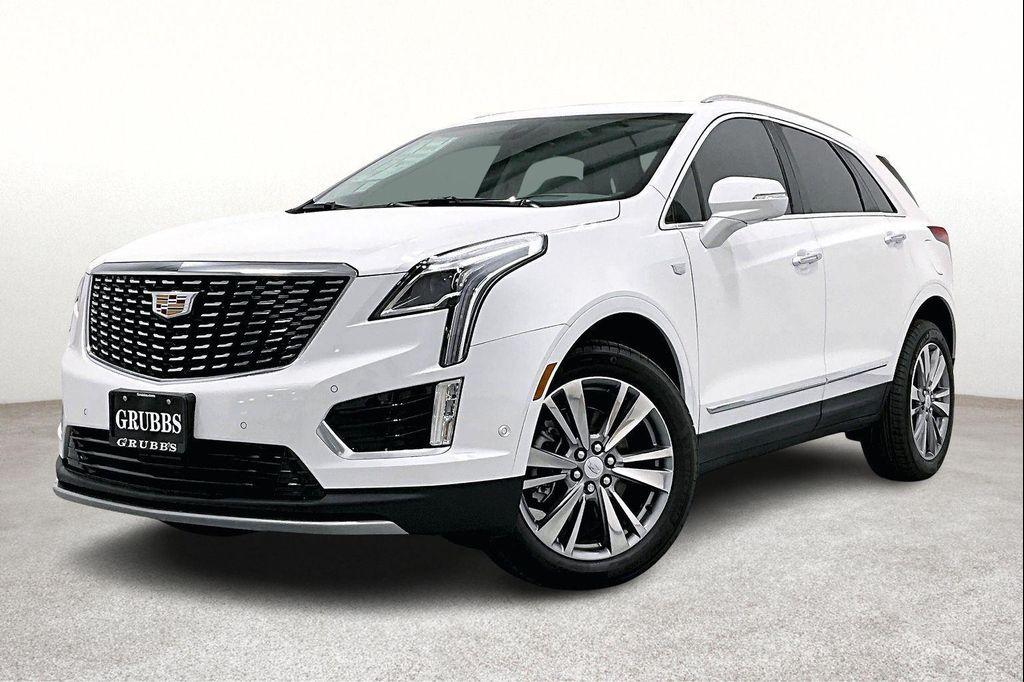 new 2026 Cadillac XT5 car, priced at $56,045