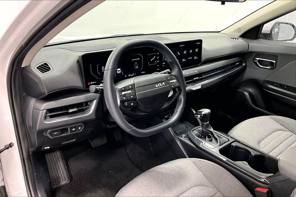 used 2025 Kia K4 car, priced at $22,000