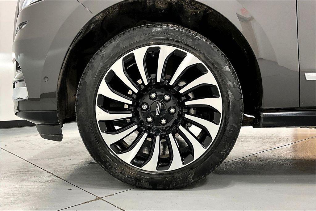 used 2023 Lincoln Navigator car, priced at $68,000