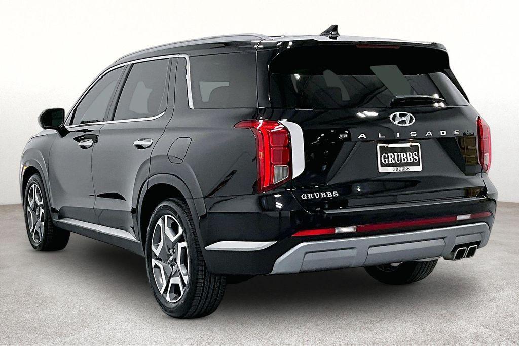 used 2025 Hyundai Palisade car, priced at $41,000
